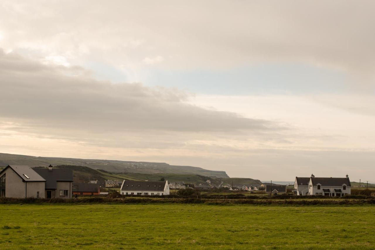 Nellie Dee'S Bed & Breakfast Doolin Exterior foto